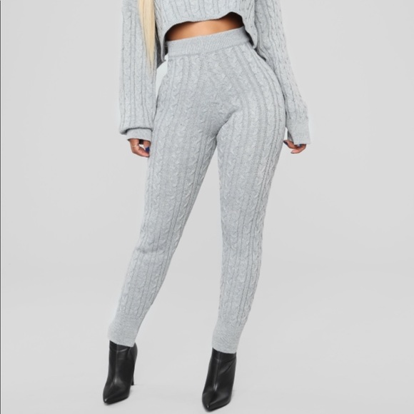 thick cable knit leggings